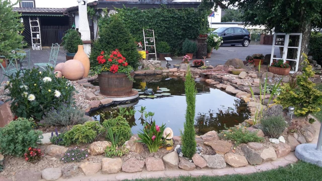 Zum Herrenwald Leilighet Stadtallendorf Eksteriør bilde